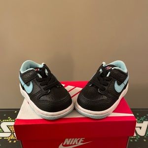 Authentic Nike Dunk Low SE Toddler size 4C